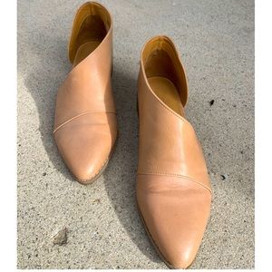 Universal Thread Target Ankle Boot